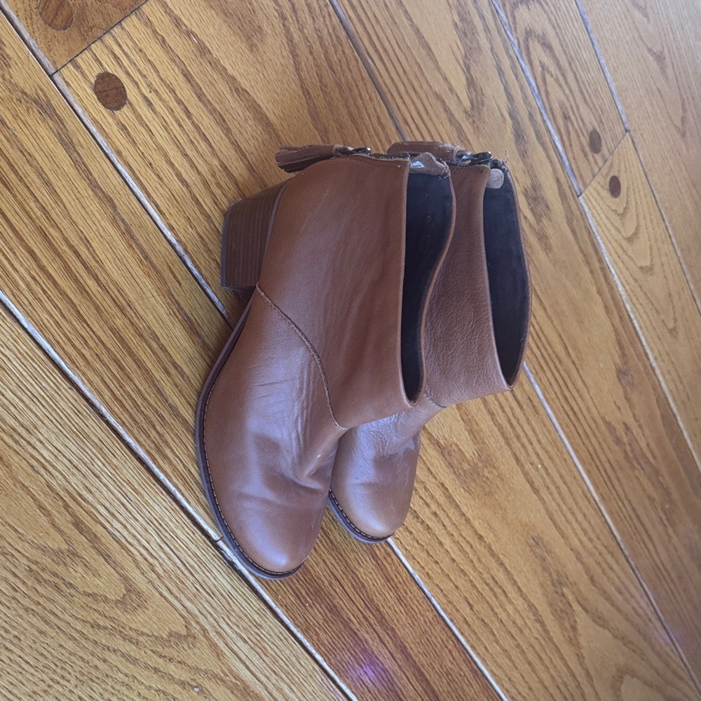 Toms Tan Ankle Booties